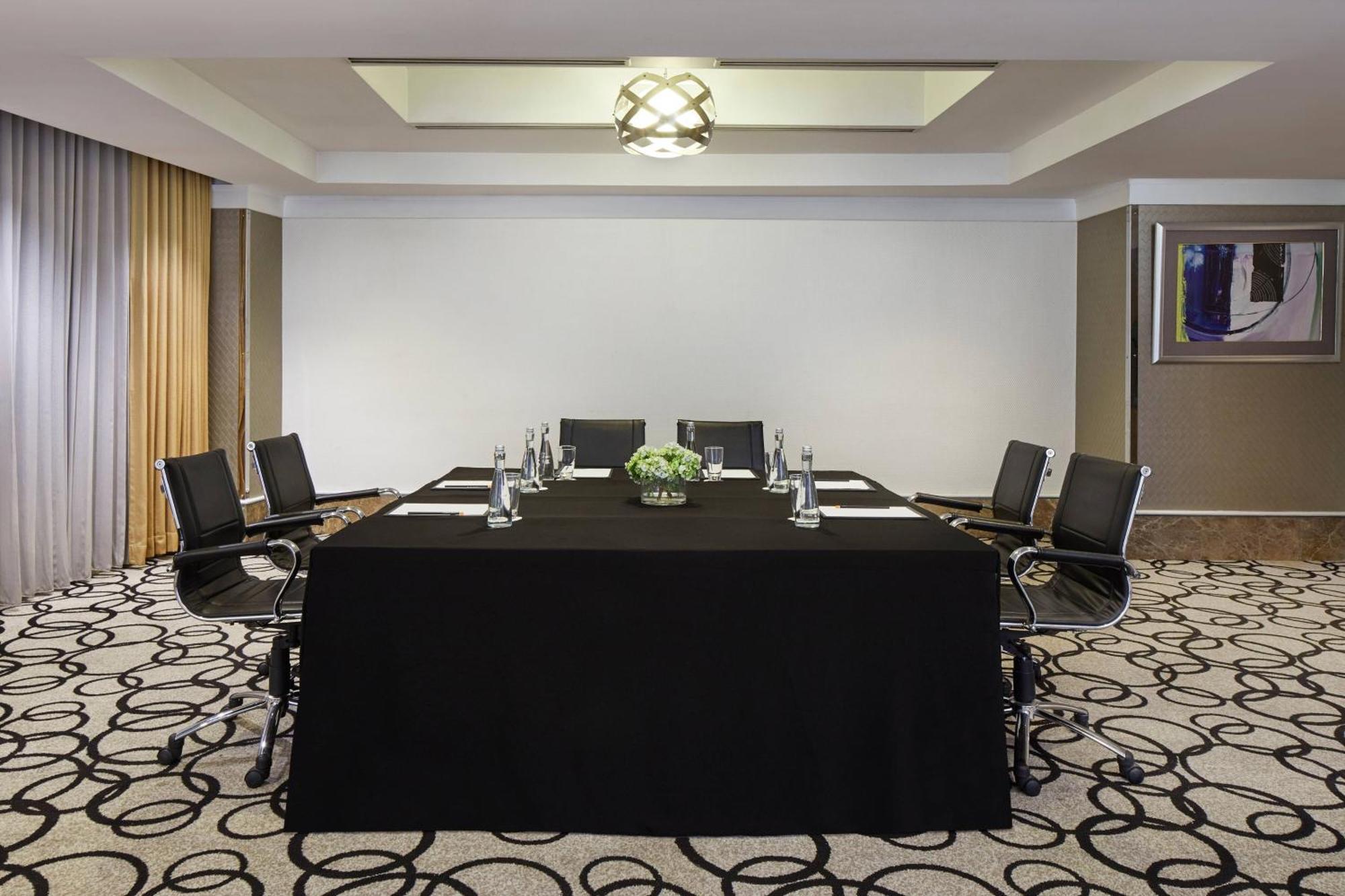 Courtyard By Marriott Dago, Chse Certified Hotel Bandung