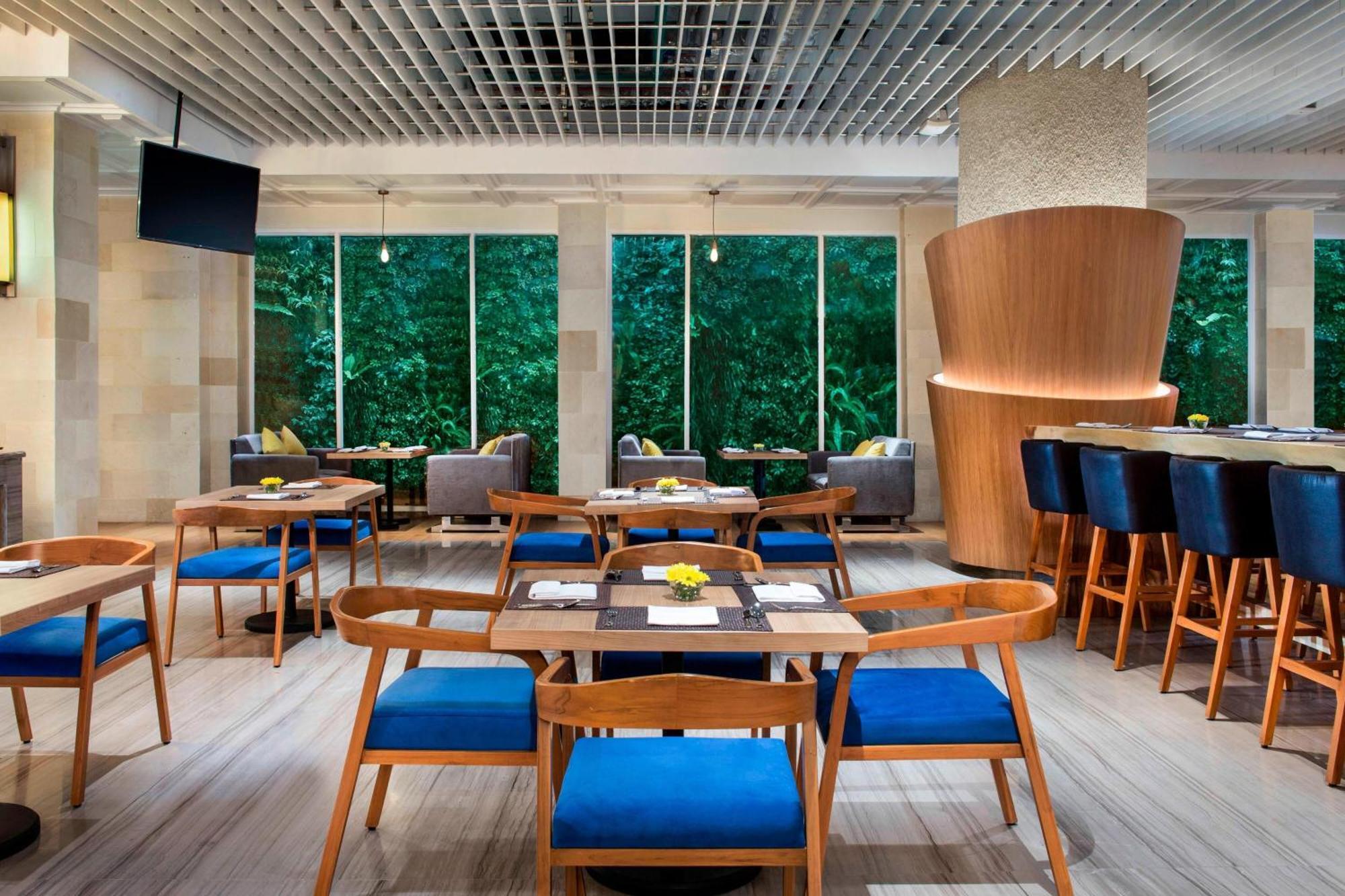 Courtyard By Marriott Dago 4*
